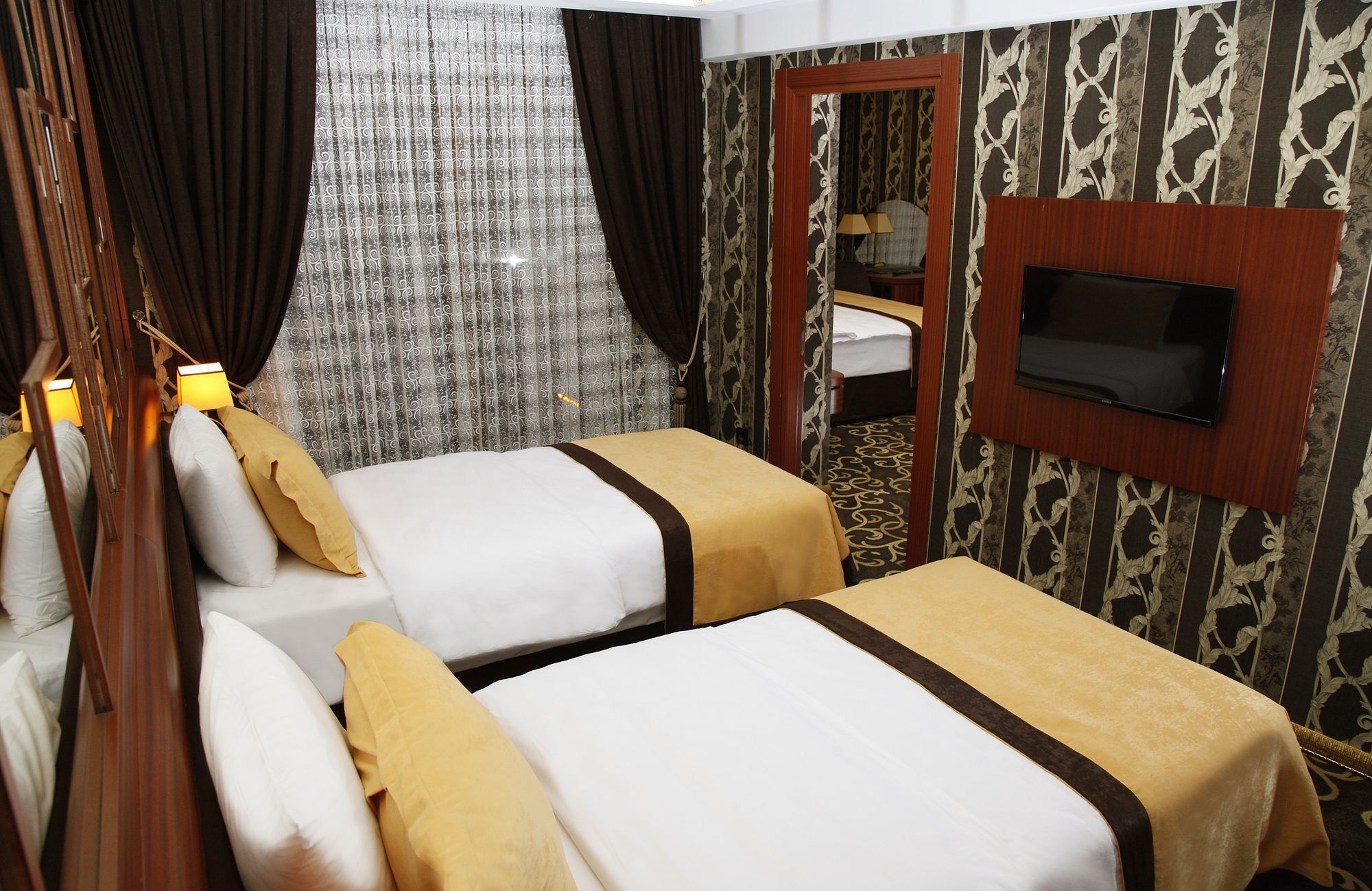 Grand Vuslat Hotel Трабзон Екстериор снимка